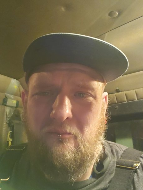 Trashy 907 かわいいモデル 写真