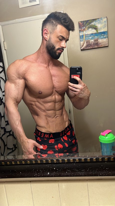 Mike Oxlong モデル 写真