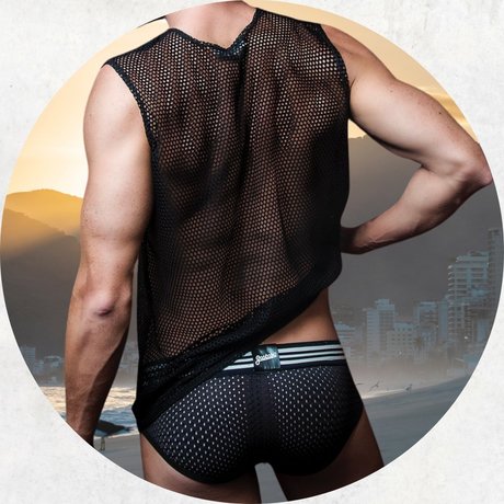 Rapozzo RJ セクシーモデル 画像