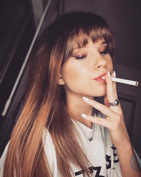 Ms smokee セックスモデル 画像