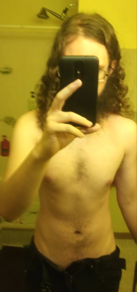 Pyro Starter 69 セックスモデル 写真