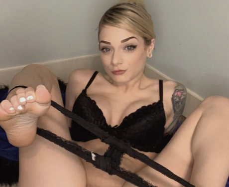 RoxyRyder 完璧なポルノスター 画像
