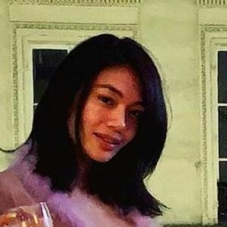 Reyna Morena ヌードモデル 写真