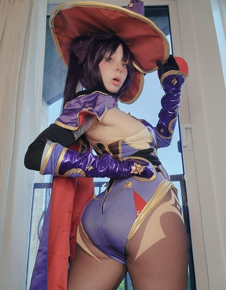 RiiniMoon エロティックなポルノスター 画像