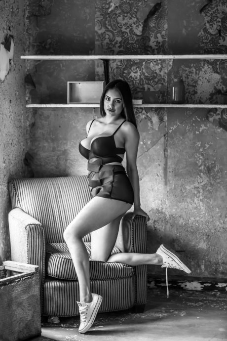 Gaby Contreras 女優 写真