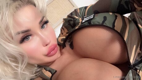 Paulina J Candy 完璧なモデル 画像