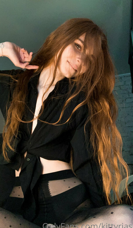 kittyrias 美しいモデル 写真