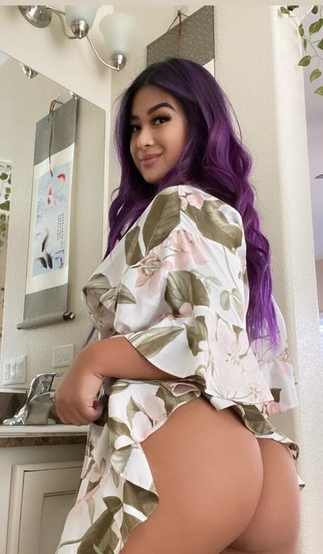 Nikita Kim 美しいポルノスター 画像