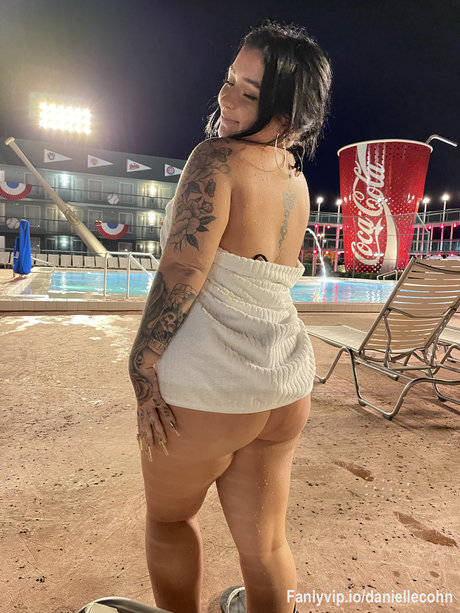 濃厚なソロOnlyFans ホットセックス 写真