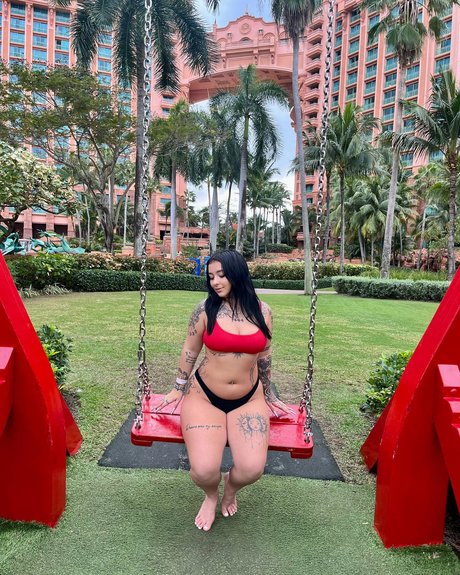 タイのティーンオンリーファン セクシーxxx 写真