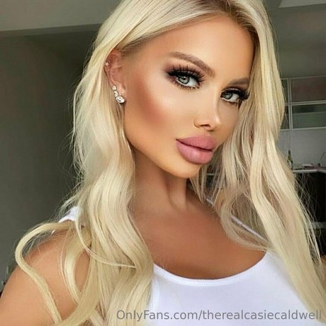 Cassie Caldwell エロティックなポルノスター 画像