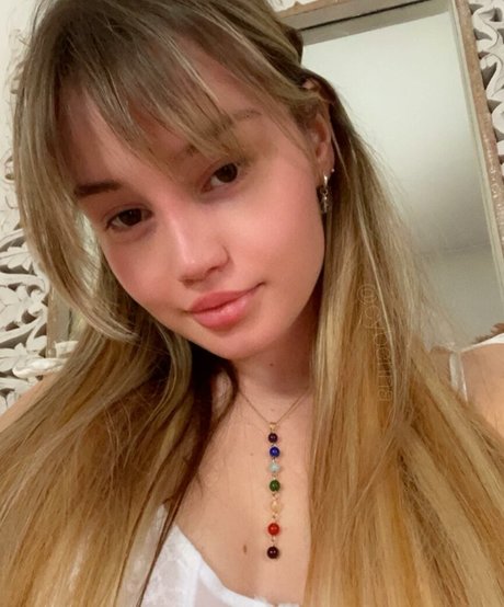 CyberAlina セクシーなポルノスター 写真