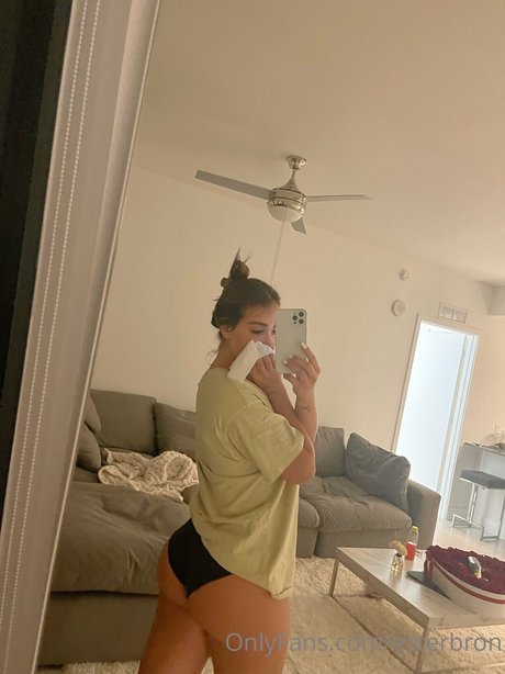 OnlyFansでチャット 無料ポルノ 写真