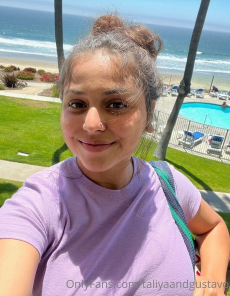 Taliyaandgustavo ポルノスター セクシー 写真