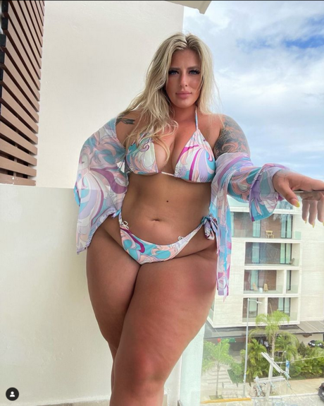 Miss Thick N Tatted 完璧なスター アーカイブ