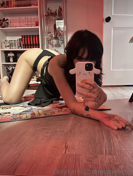 Giagerardi 可愛い女優 写真