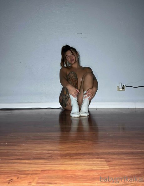 babygirlkaikai 美しいモデル 画像
