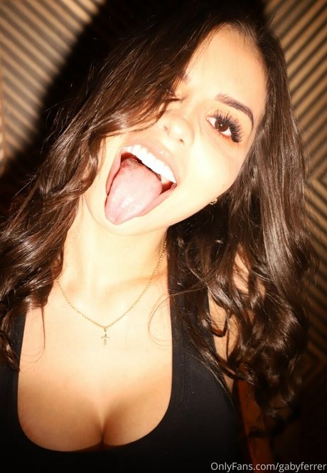 Gaby Ferrer 素敵なモデル 写真