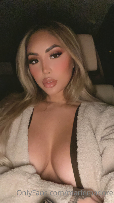 Marie Madore セックスモデル 写真