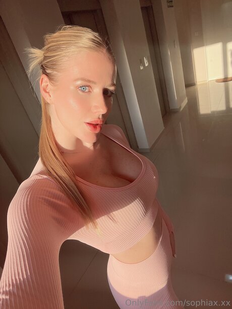sophiax xx セクシーモデル 写真