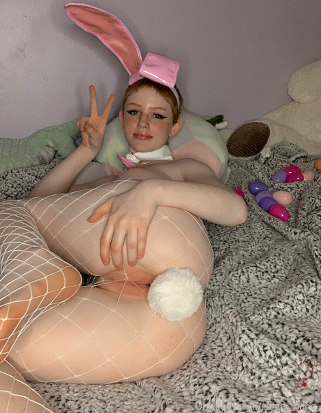 Aaliyah May 女優 写真
