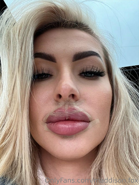 Maddison Fox ポルノスター 裸 画像