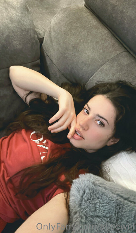 Alicewill セクシー女優 写真