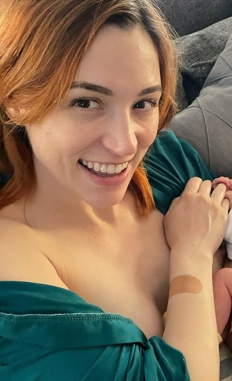 Becca Scott ホットモデル 写真