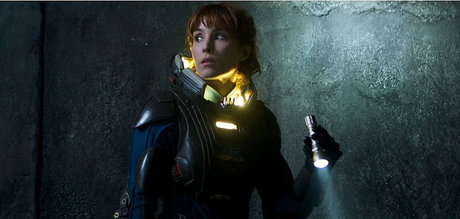 Noomi Rapace ポルノスター アダルト 写真