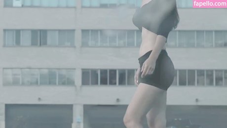 ブロンドの女の子のオンリーファンズ ホットセックス ギャラリー
