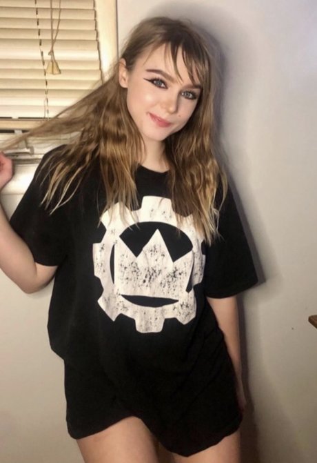Charlotte Winslow HD女優 写真