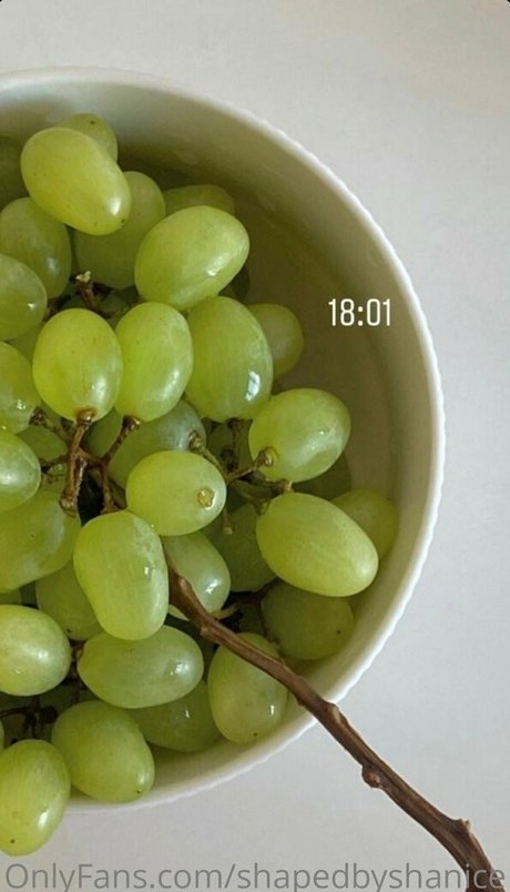 shapedbyshanice ポルノモデル 写真