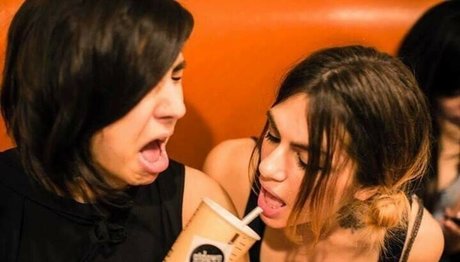 Krewella ヌードのポルノスター 写真