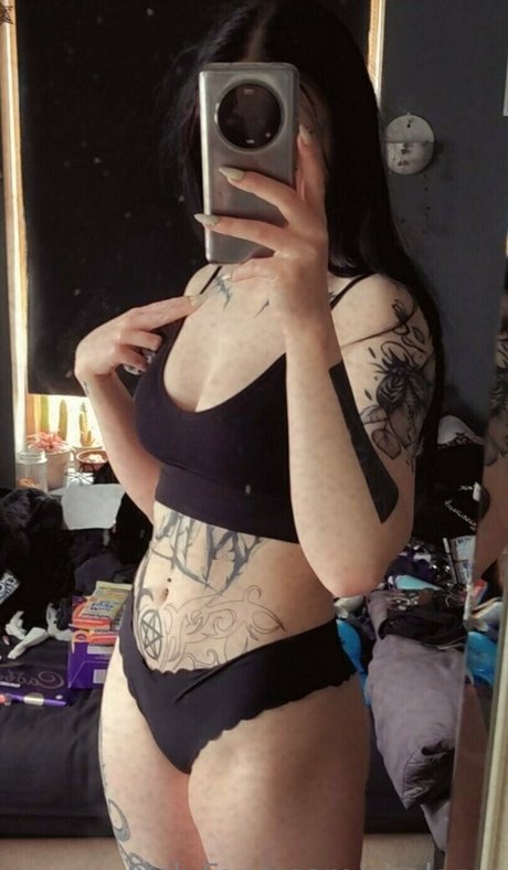 shakyxx セックス女優 写真