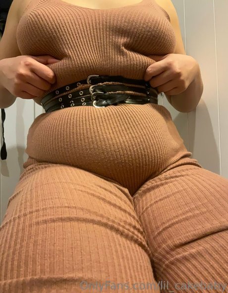 lil cakebaby エロティックなモデル ギャラリー