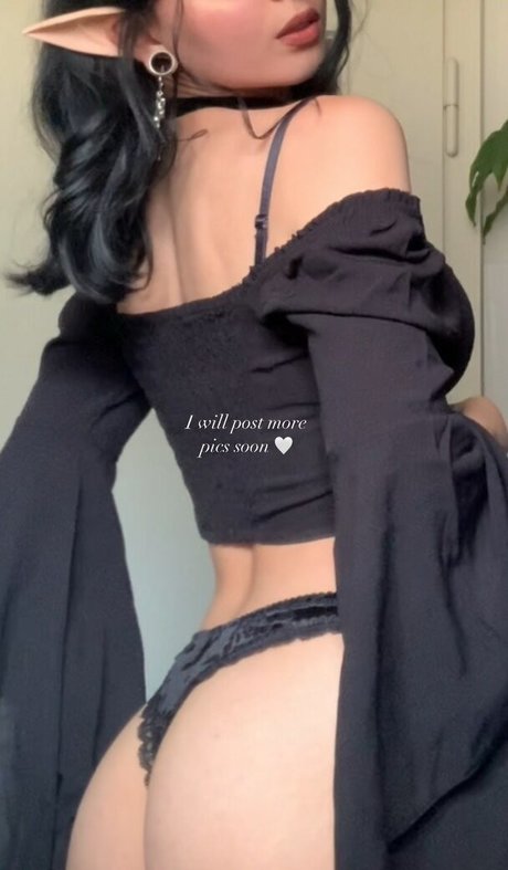 xdiandraxx エロティックなモデル 画像