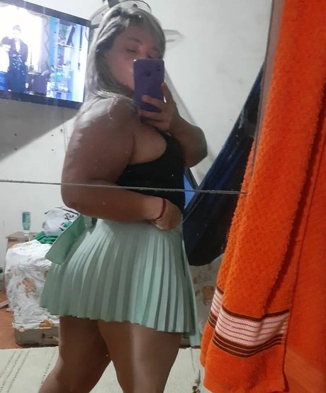 小さいペニスのシーメールOnlyFans アートヌード ギャラリー