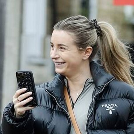 Dani Dyer 無料モデル 写真