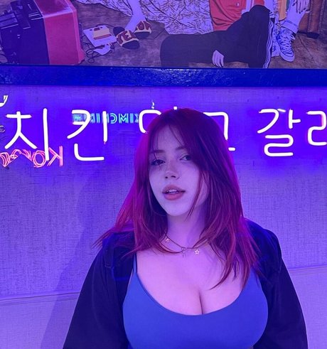 Melekwhoo 高品質モデル 写真