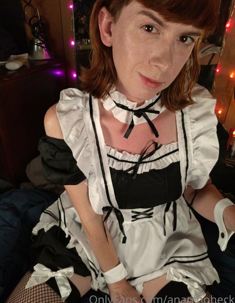 anarchoheck 裸のモデル 写真