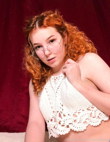 kathynude free アートスター 写真
