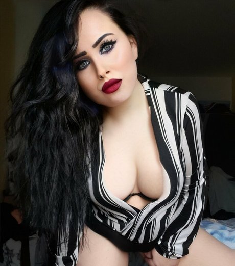 justjenna93 ヌード女優 画像