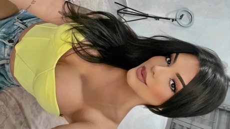 Giovanna silva 素敵なポルノスター 画像