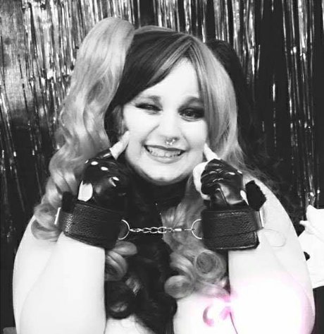 The Curvy Geek 最高のスター 写真