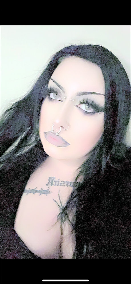 ur goth gf 完璧なスター 写真