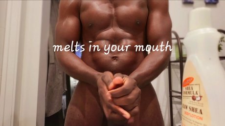 Melaninja ポルノスター ホット 画像