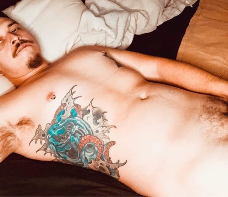 Dominic D 独占モデル 写真