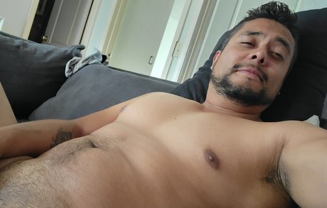 YaikO ポルノスター エロティック 写真