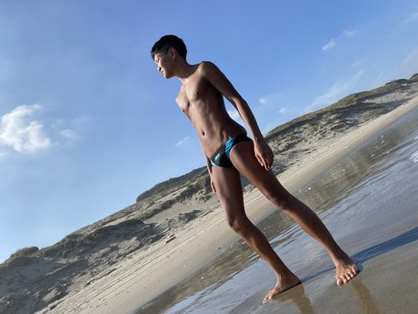 Kaoru エロティックなモデル 画像