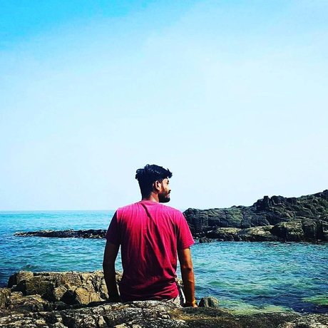Rajendra Reddy ヌードモデル 写真